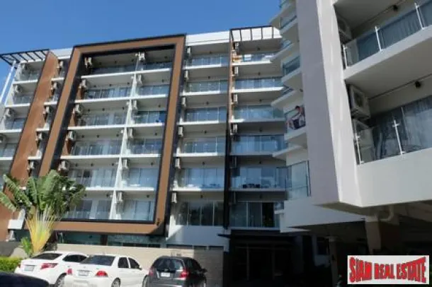 Chic Condo - Large Sea View Studio Condo for Sale in North Karon 2