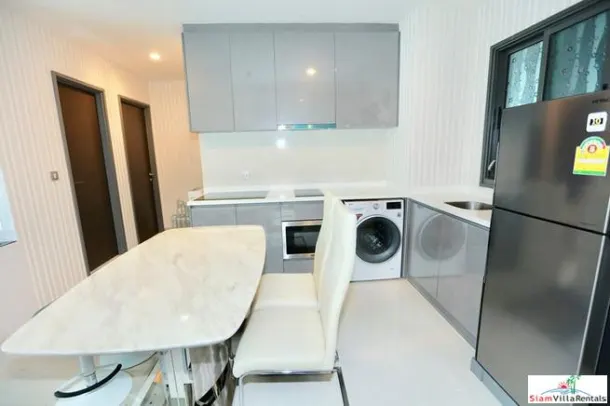 Rhythm Rangnam - Walk to Victory Monument from this Modern Two Bedroom Condo 2
