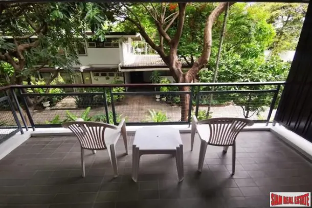 Pet Friendly Two Bedrooms Apartment with Green Garden Views for Rent in Ekkamai,Bangkok 2