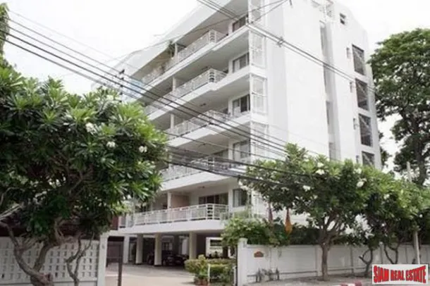 2-bed Apartment for rent in Ekkamai — 2-bedroom apartment · Ekkamai