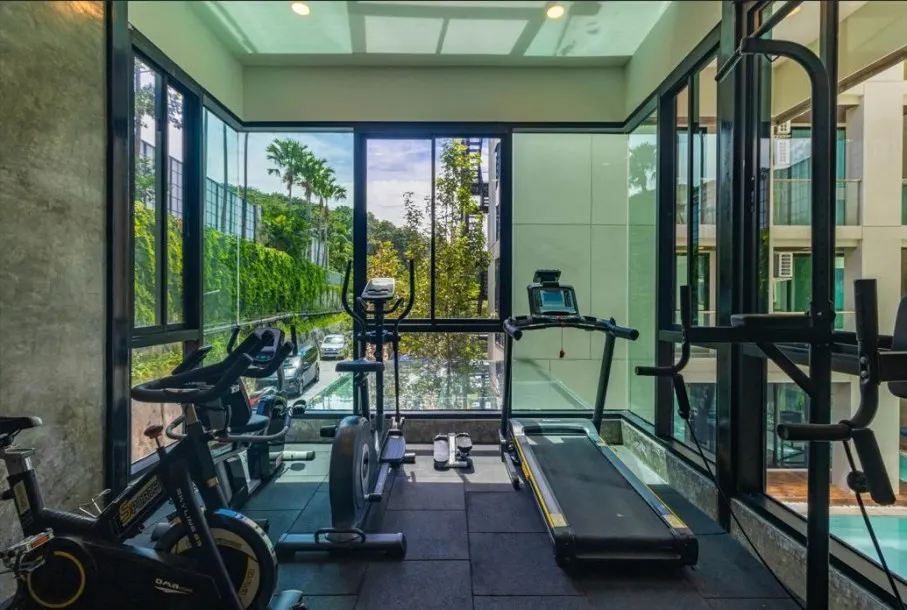 Bright &amp; Stylish 2-Bed Condo in Patong - Mountain Views, 10-Min Walk to the Beach 3