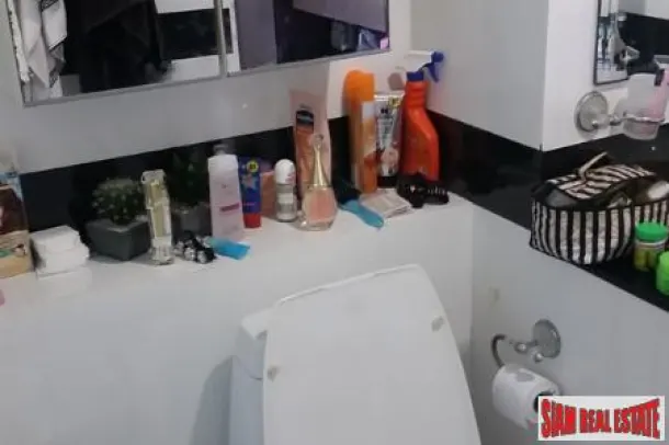 Top Floor Two Bedroom Two Bath Seaview Condo in Hua Hin 3