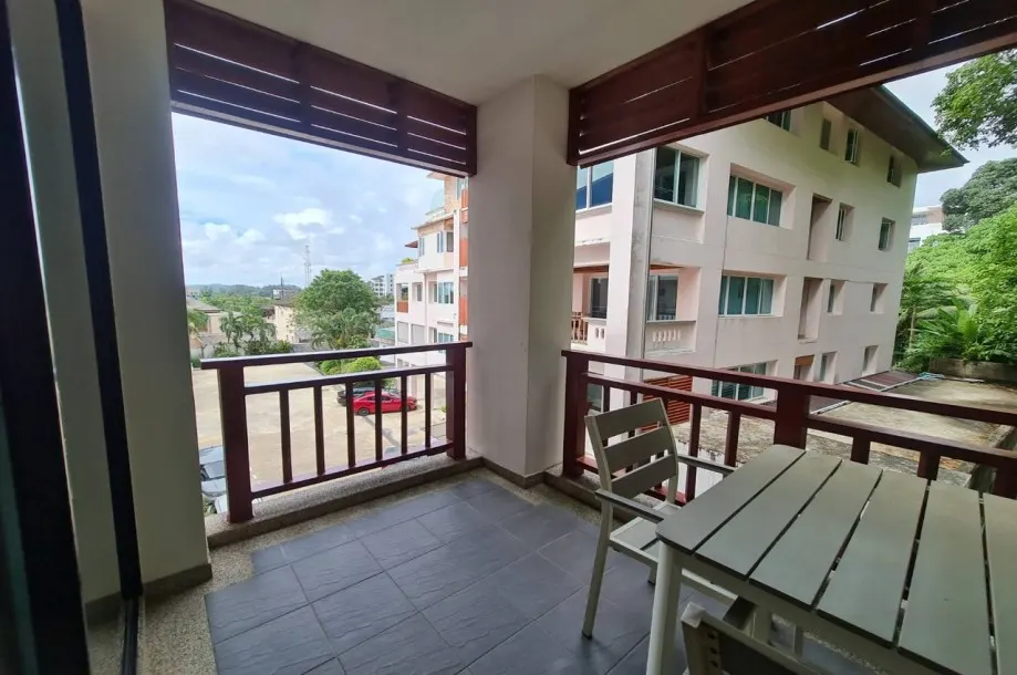 Surin Sabai Apartments - Spacious Two Bedroom Apartments Just 10 minutes walk to Surin Beach 4