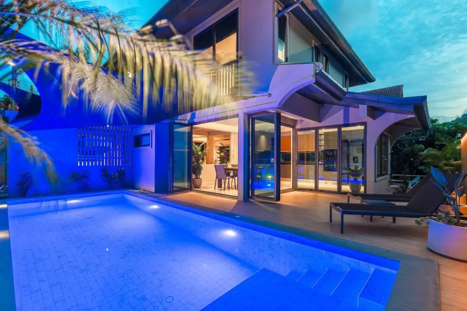 3-bed Villa for rent in Rawai — 3-bedroom villa · Rawai