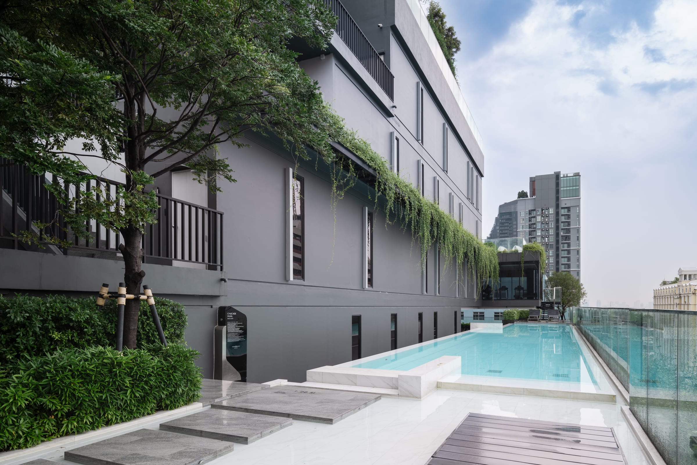 1 Bedroom Walk-in Closet, 29 sq.m. — Hampton Residence Phayathai (Park Origin Phayathai) | Hotel Residence near BTS Phaya Thai / Airport Rail Link 6