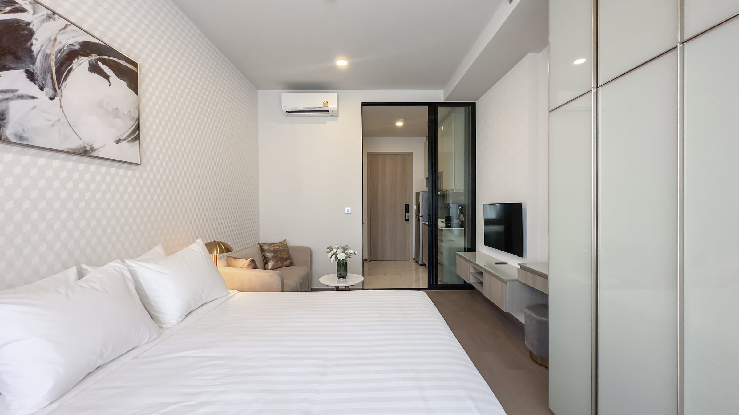 1 Bedroom, 24 sq.m. — Hampton Residence Phayathai (Park Origin Phayathai) | Hotel Residence near BTS Phaya Thai / Airport Rail Link 2