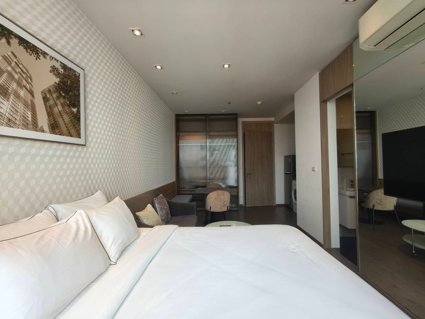 Studio, 29 sq.m. — Hampton Residence Next to Emporium (Park Origin Phrom Phong) | Hotel Residence near BTS Phrom Phong 3